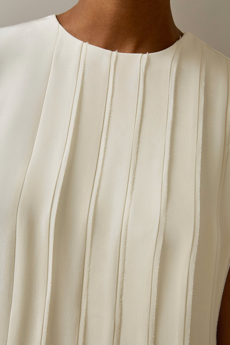 Sleeveless accordion pleated silk dress