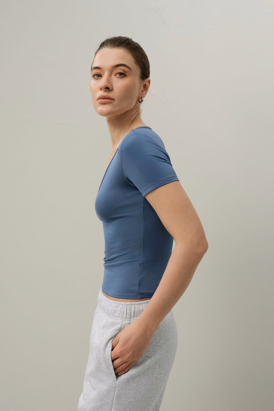 Seidenbrise Jersey V-Ausschnitt T-Shirt