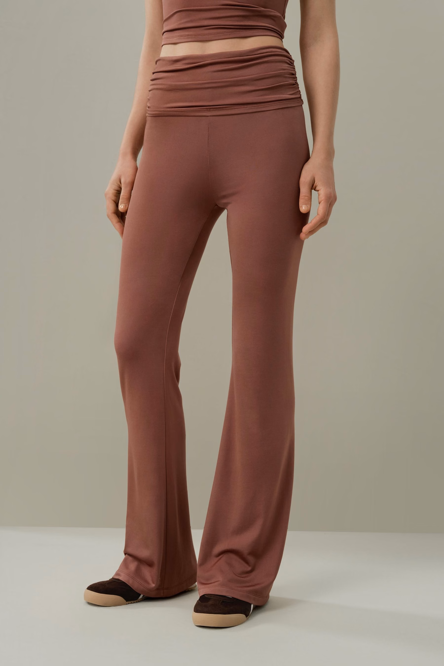 Seidenbreeze-Jersey-Fließende Flare-Hose