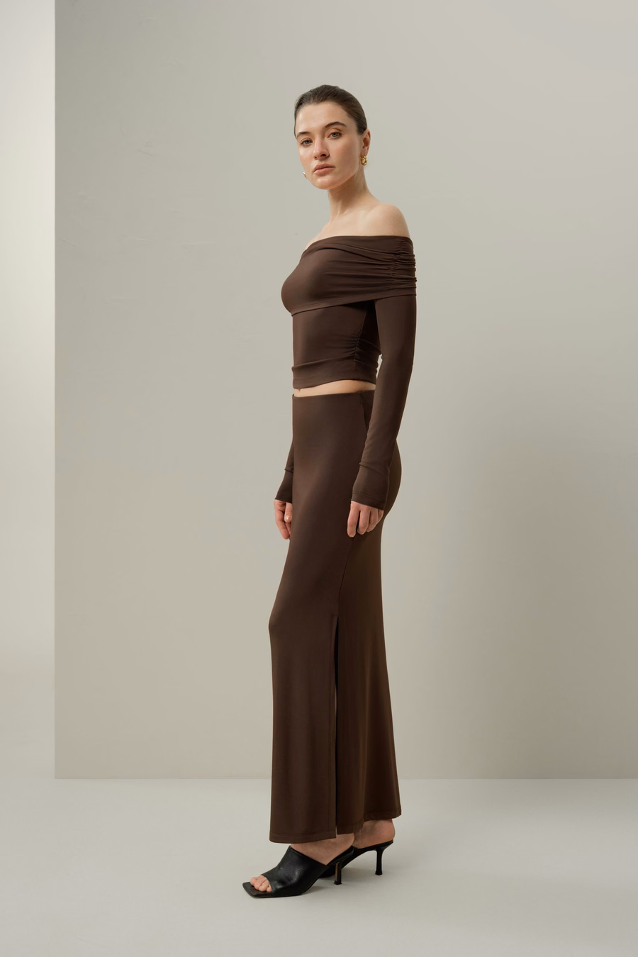 Seidenbreeze-Jersey-Slim-Fit-Maxikleid