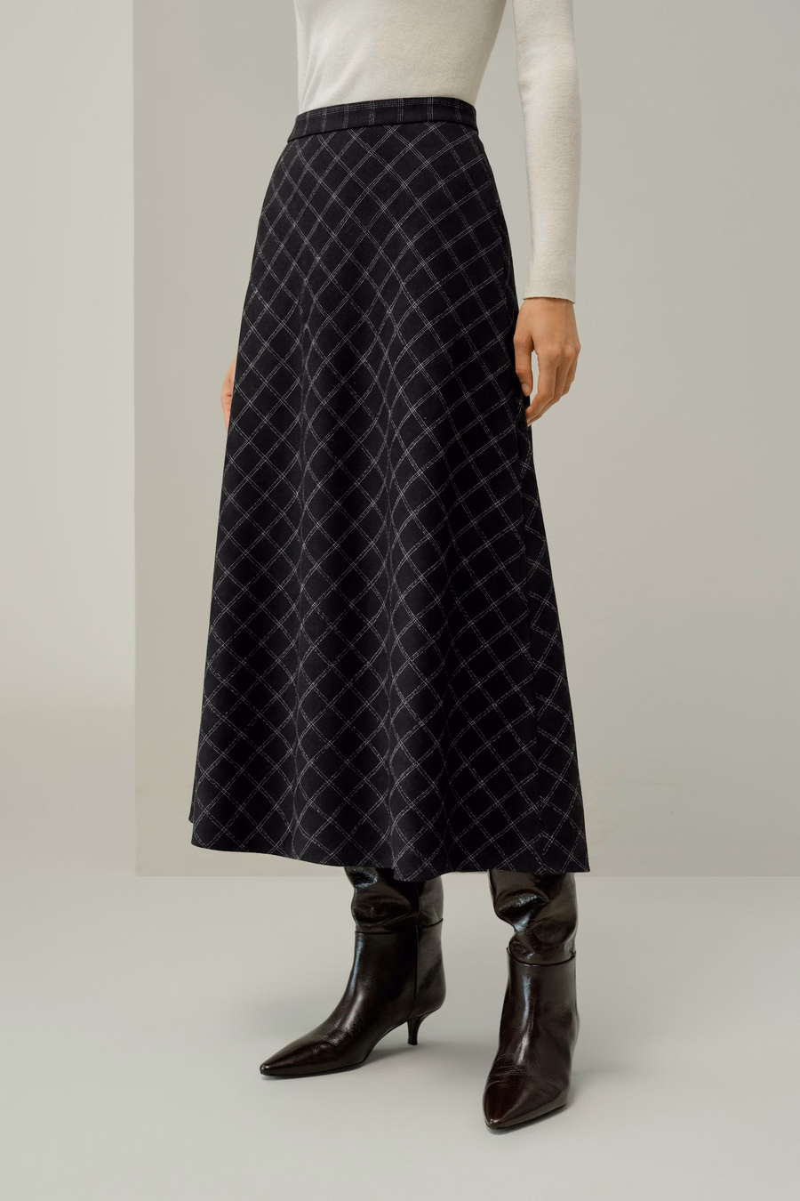 Mottled Silk-Wool A-Line Rock