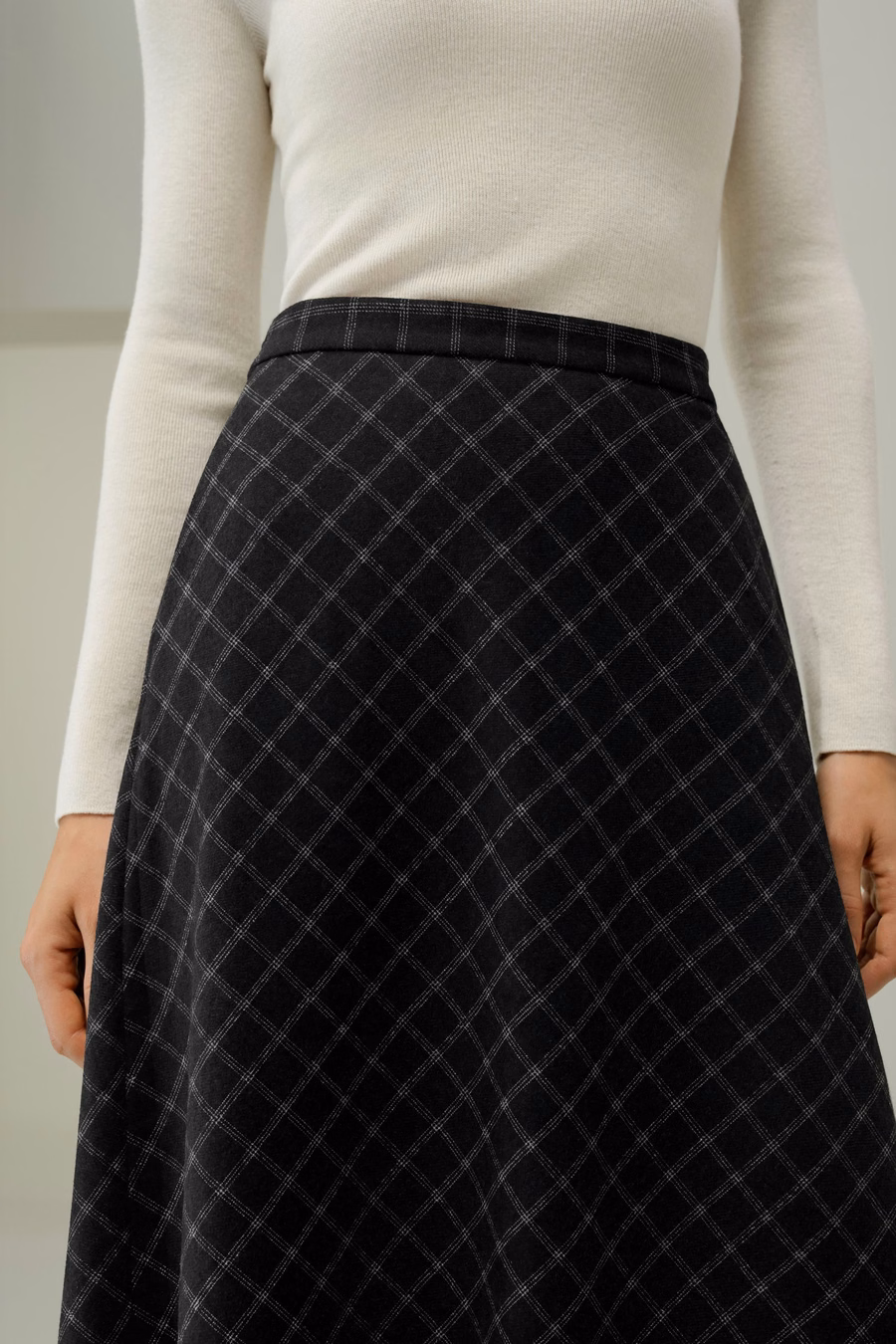 Mottled Silk-Wool A-Line Rock
