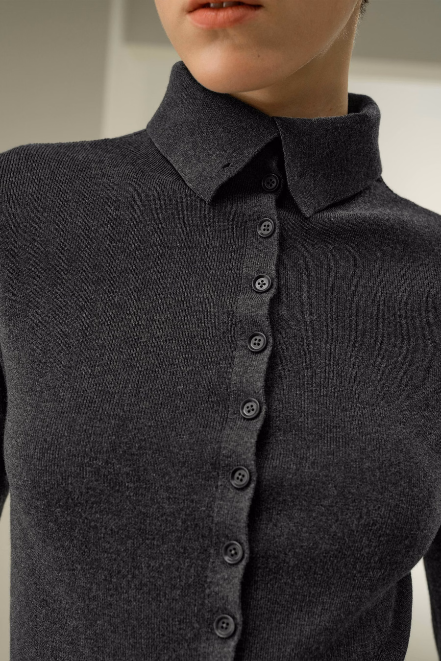 Schmal geschnittenes Seiden-Kaschmir-Pullover
