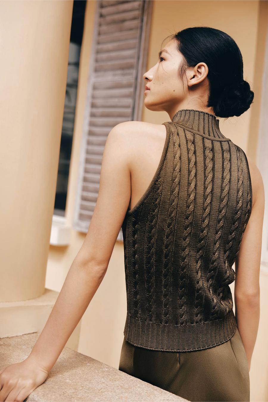 Klassisches High-Neck Kabelstrick Ärmelloses Top