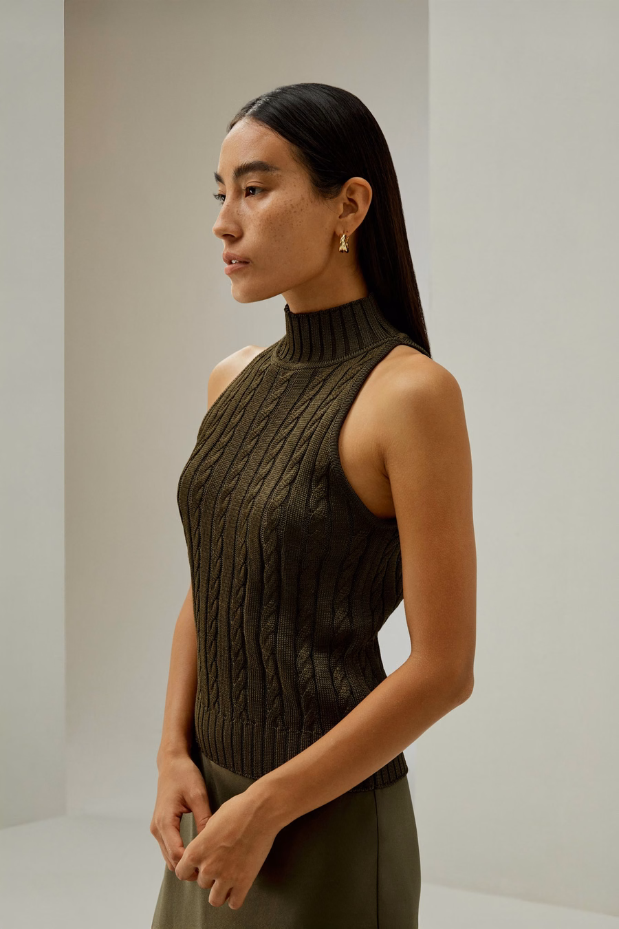 Klassisches High-Neck Kabelstrick Ärmelloses Top