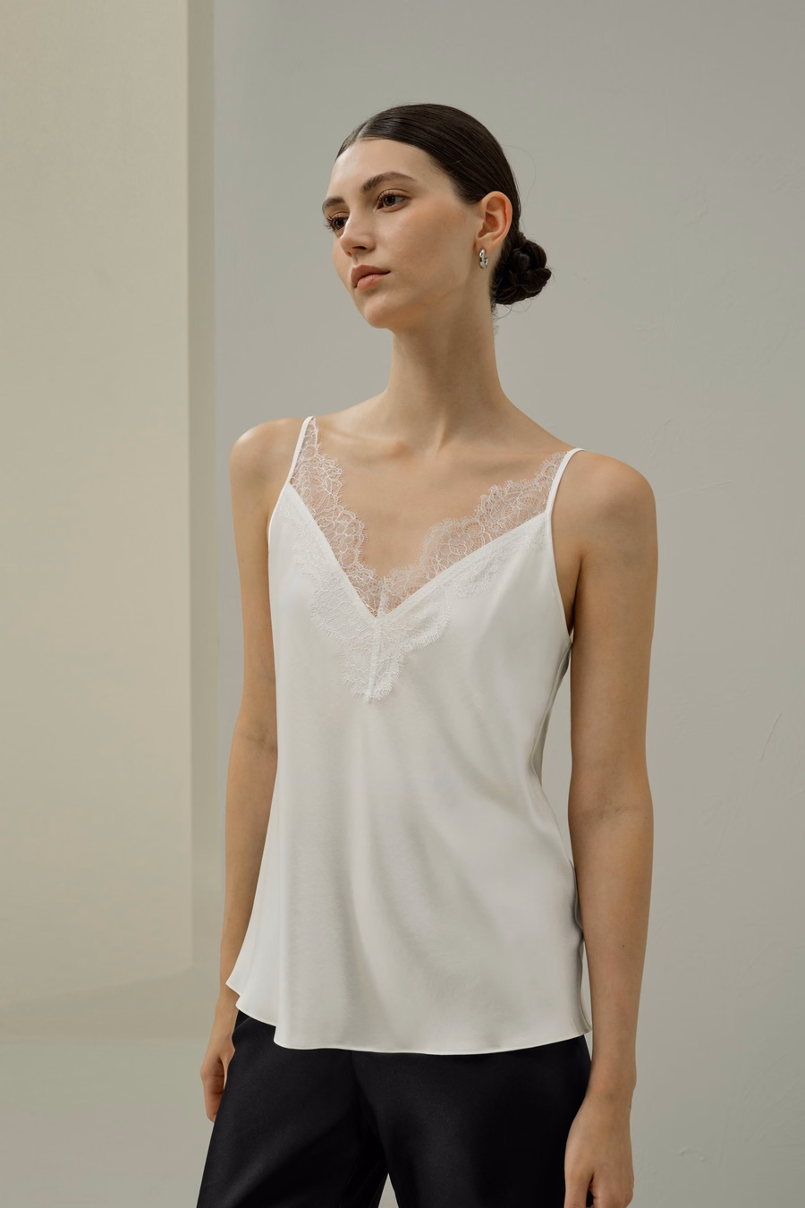 Spitzenbesetzte Seiden-Camisole