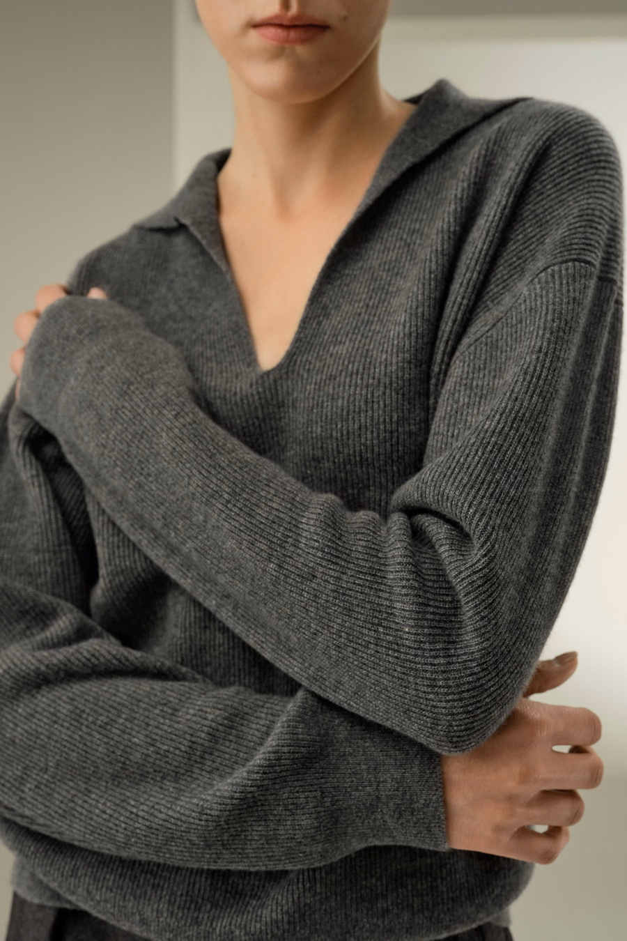 Gestrickter Kaschmir-Polo-Pullover