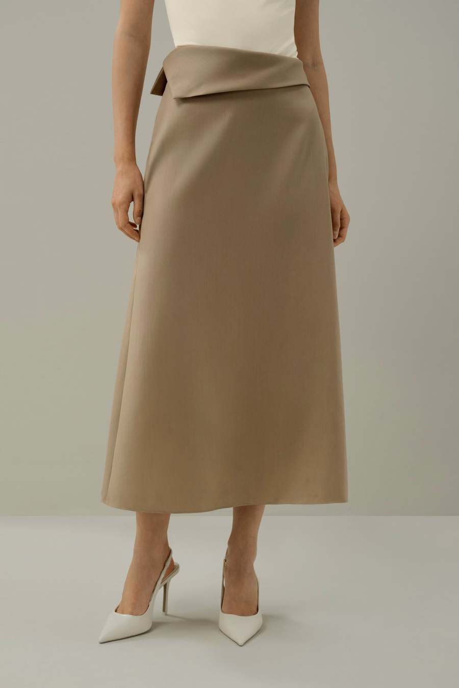 Asymmetrischer Taille Seiden-Woll Midi-Rock