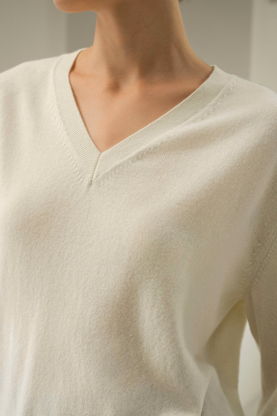V-Ausschnitt Baby Kaschmir Pullover