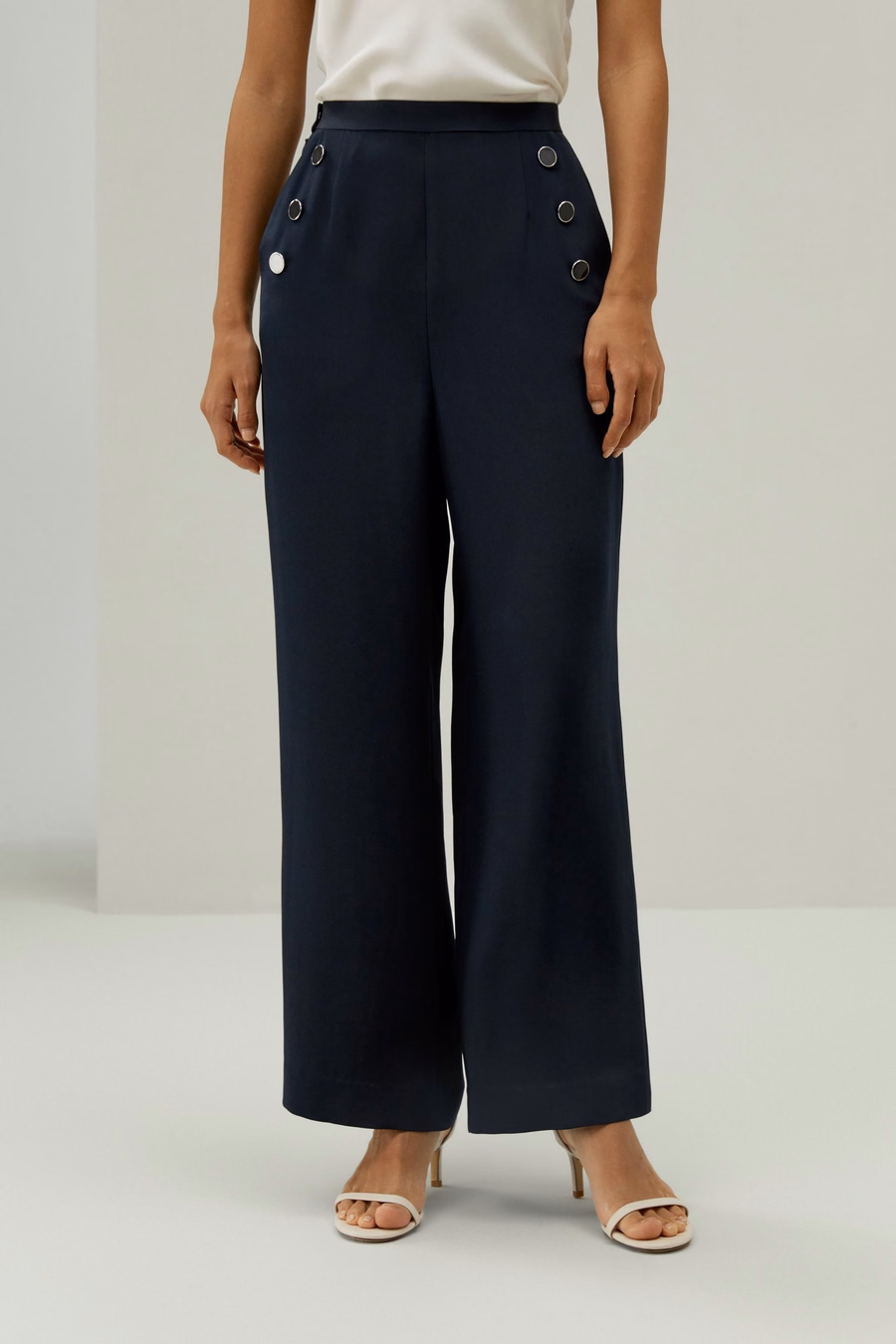 Nautisch inspirierte, cropped Hosen