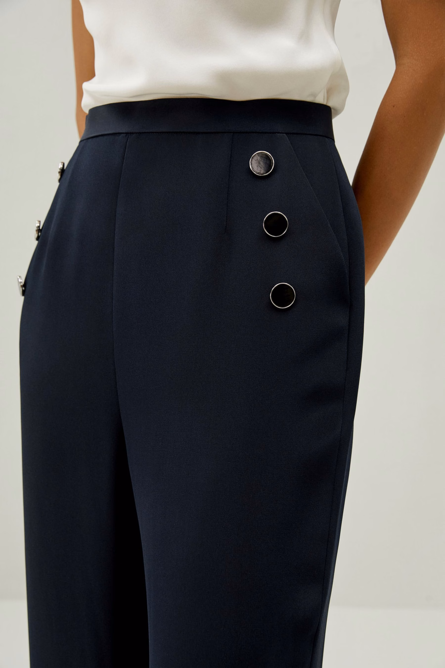 Nautisch inspirierte, cropped Hosen