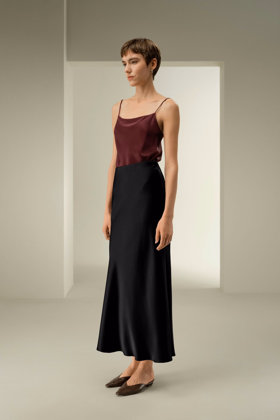 Doppelt-gewebter Seidencharmeuse Maxikleid