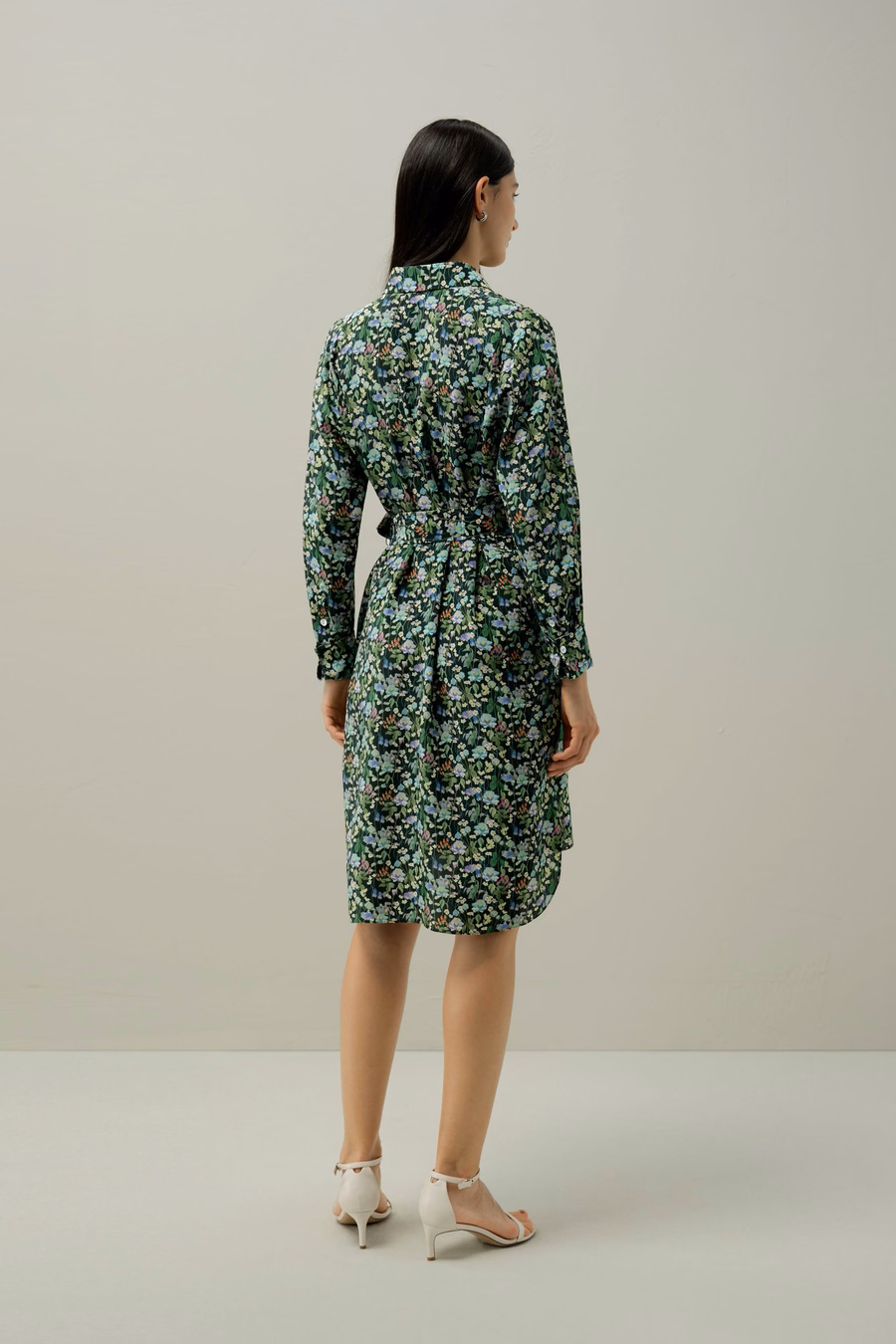 Märchenwald knielanges Hemdkleid - Hergestellt aus Liberty-Stoff