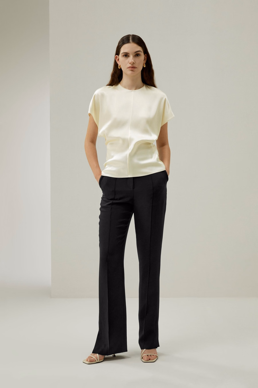 Kurzes Batwing-Ärmel Seiden-Top