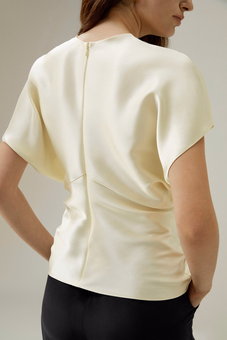 Kurzes Batwing-Ärmel Seiden-Top