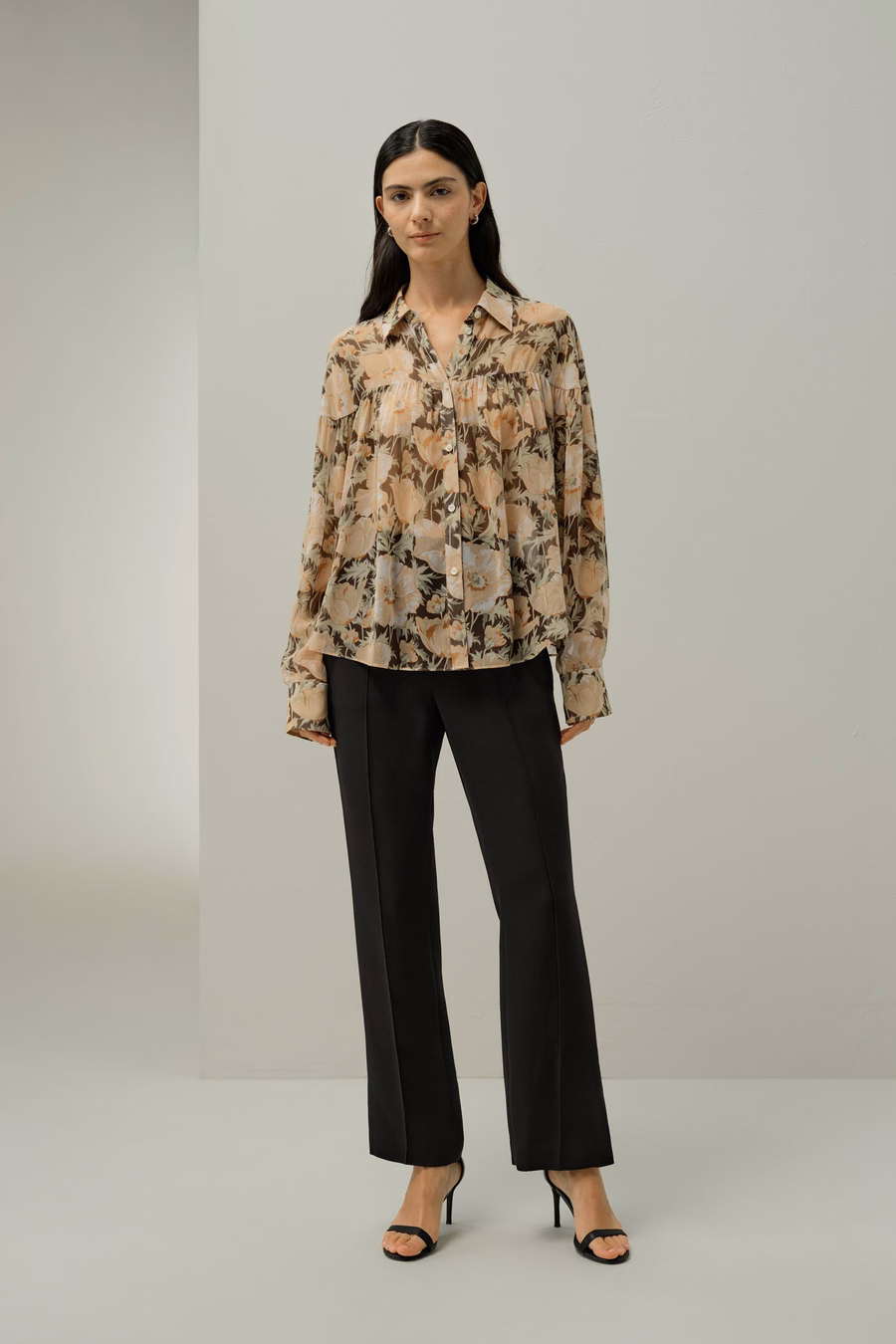 Poppy Parade Seidenbluse - Hergestellt aus Liberty-Stoff