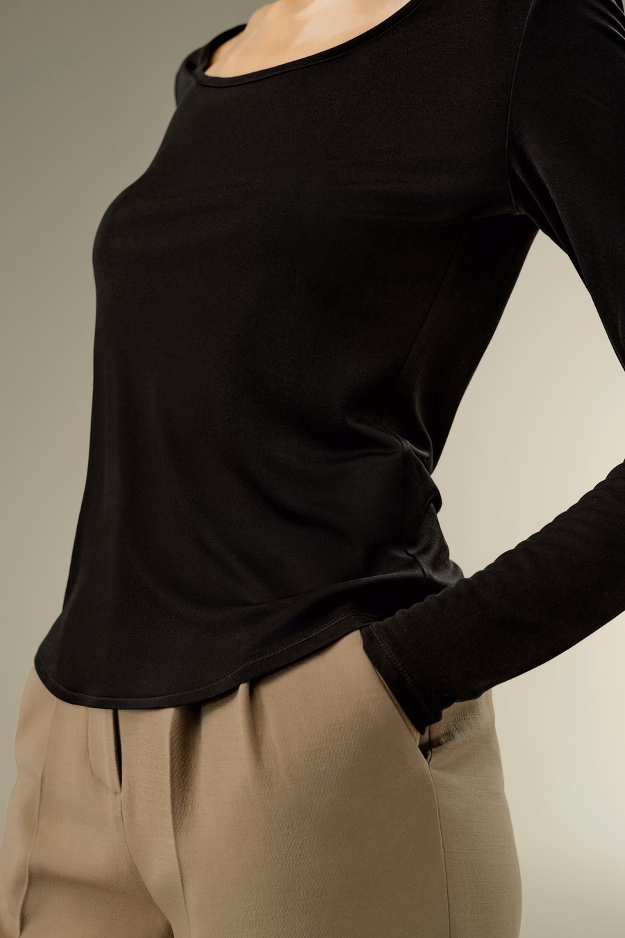Scoop-Neck Pure Silk Slim Fit Top