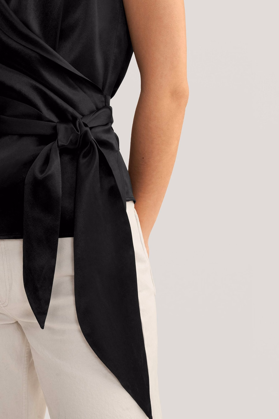 Elegante Seidenwickelbluse für Damen