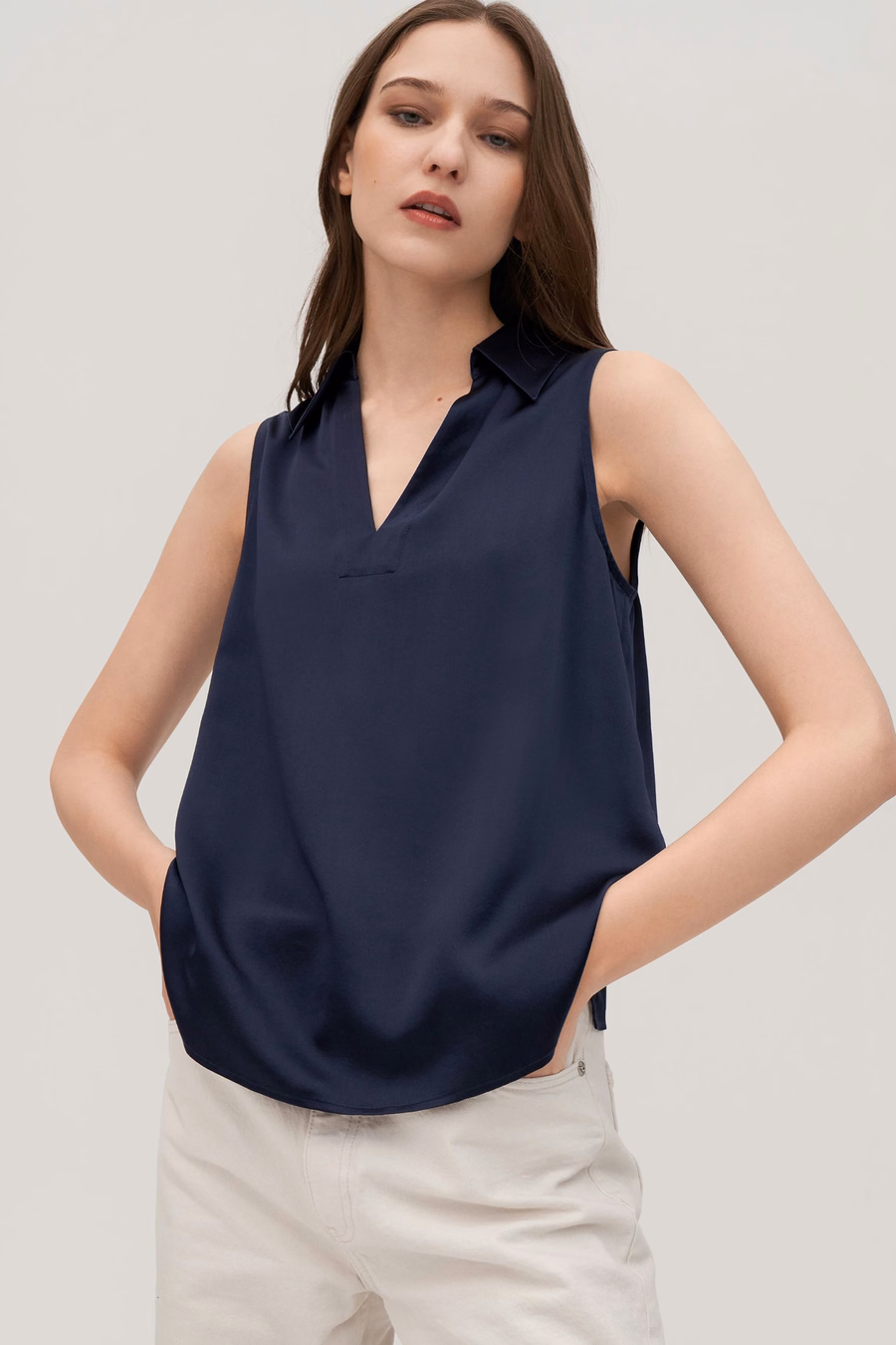 V-Ausschnitt Ärmelloses Seiden-Violett-Shirt für Frauen