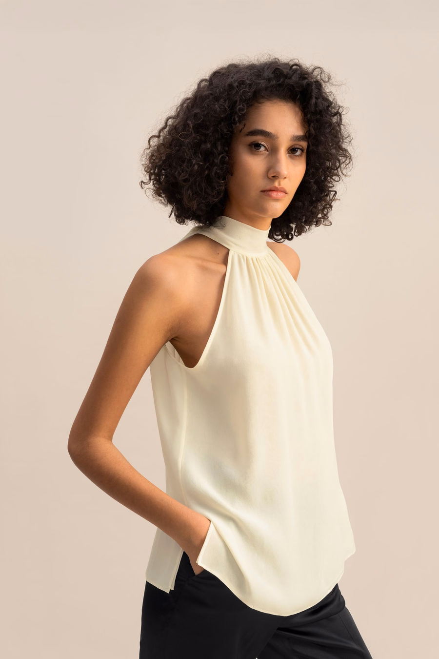 Seidiger Georgette Halter Neck Top