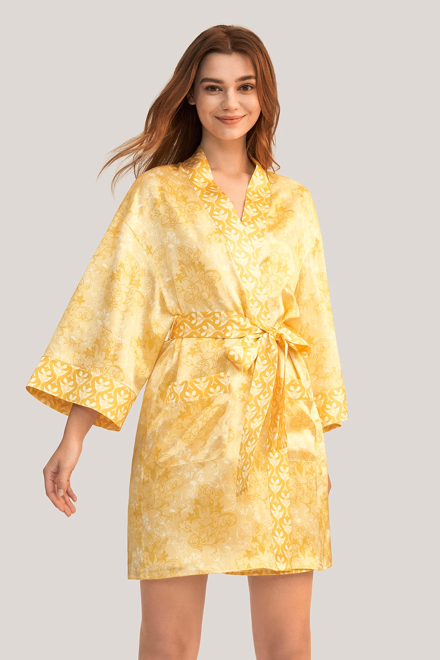 Goldene Lilie Seidenkimono-Robe