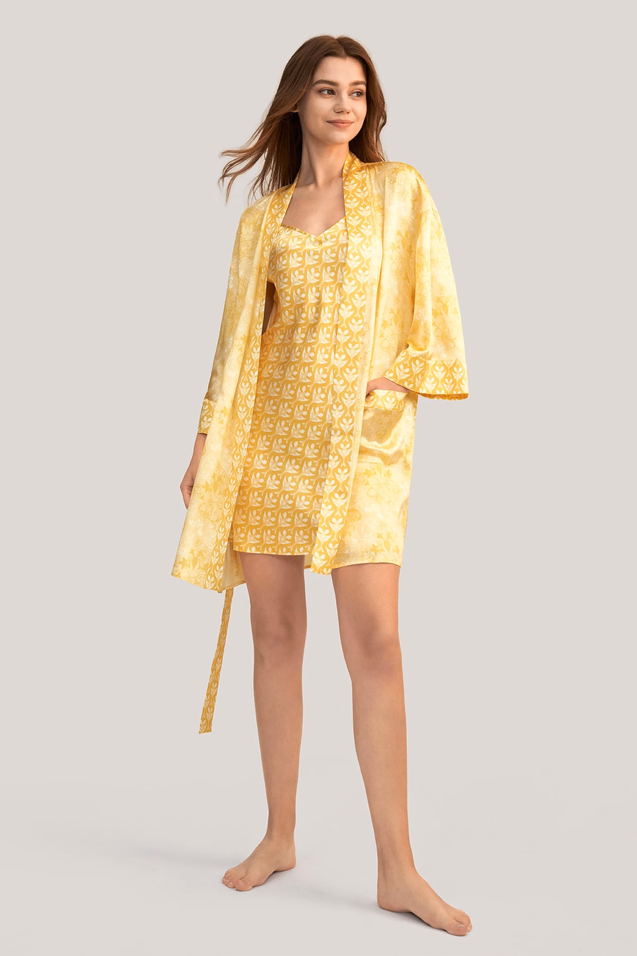Goldene Lilie Seidenkimono-Robe