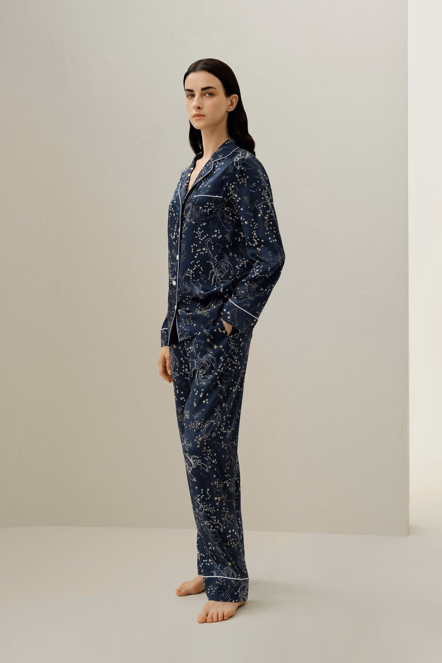 Skorpion-Zodiac Klassisches Seidenpyjama-Set