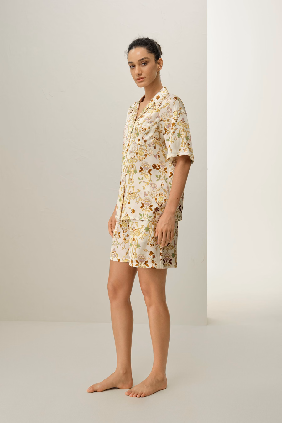 Steinbock-Zeichen Kurzes Seidensatin-Pyjama-Set