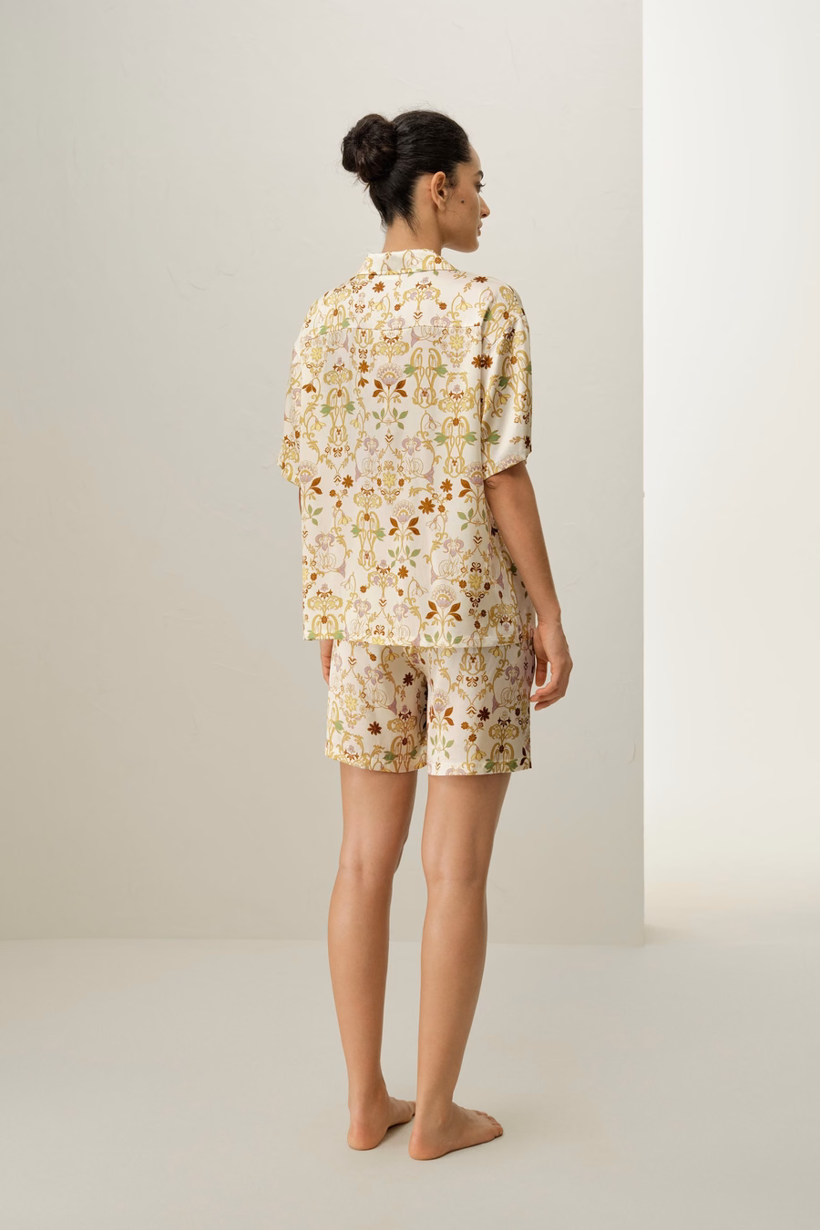 Steinbock-Zeichen Kurzes Seidensatin-Pyjama-Set