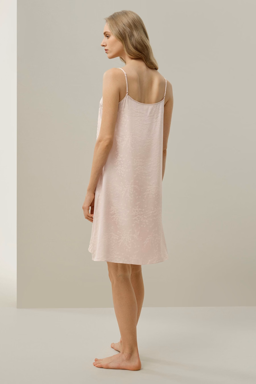 YING Jacquard-Nachtkleid