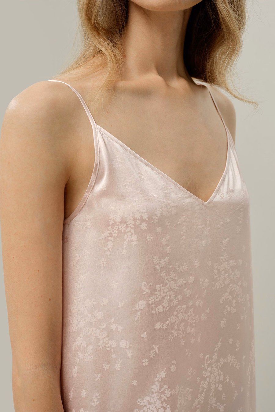 YING Jacquard-Nachtkleid
