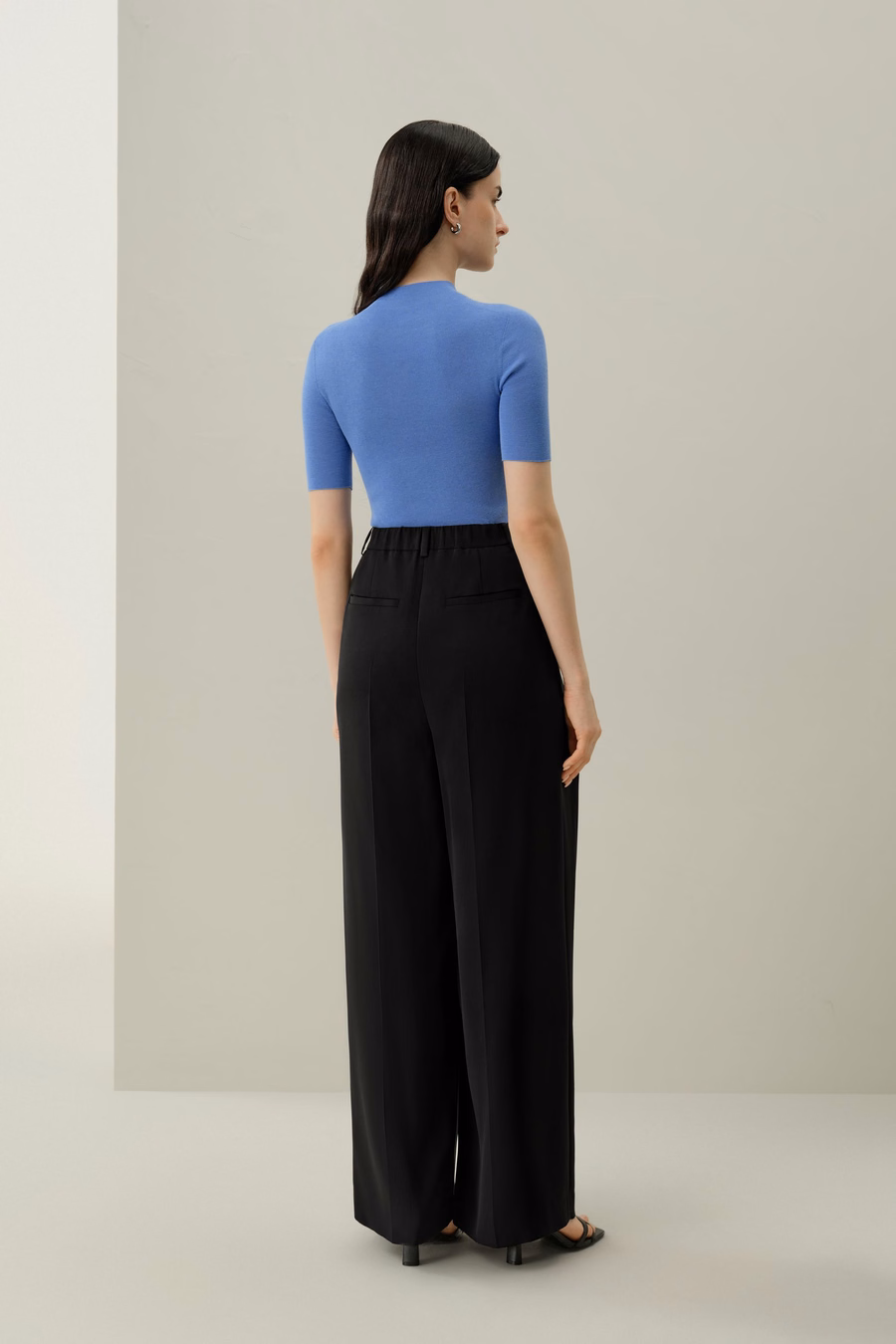 Stretch-Seiden-Krepp-Hose mit weitem Bein