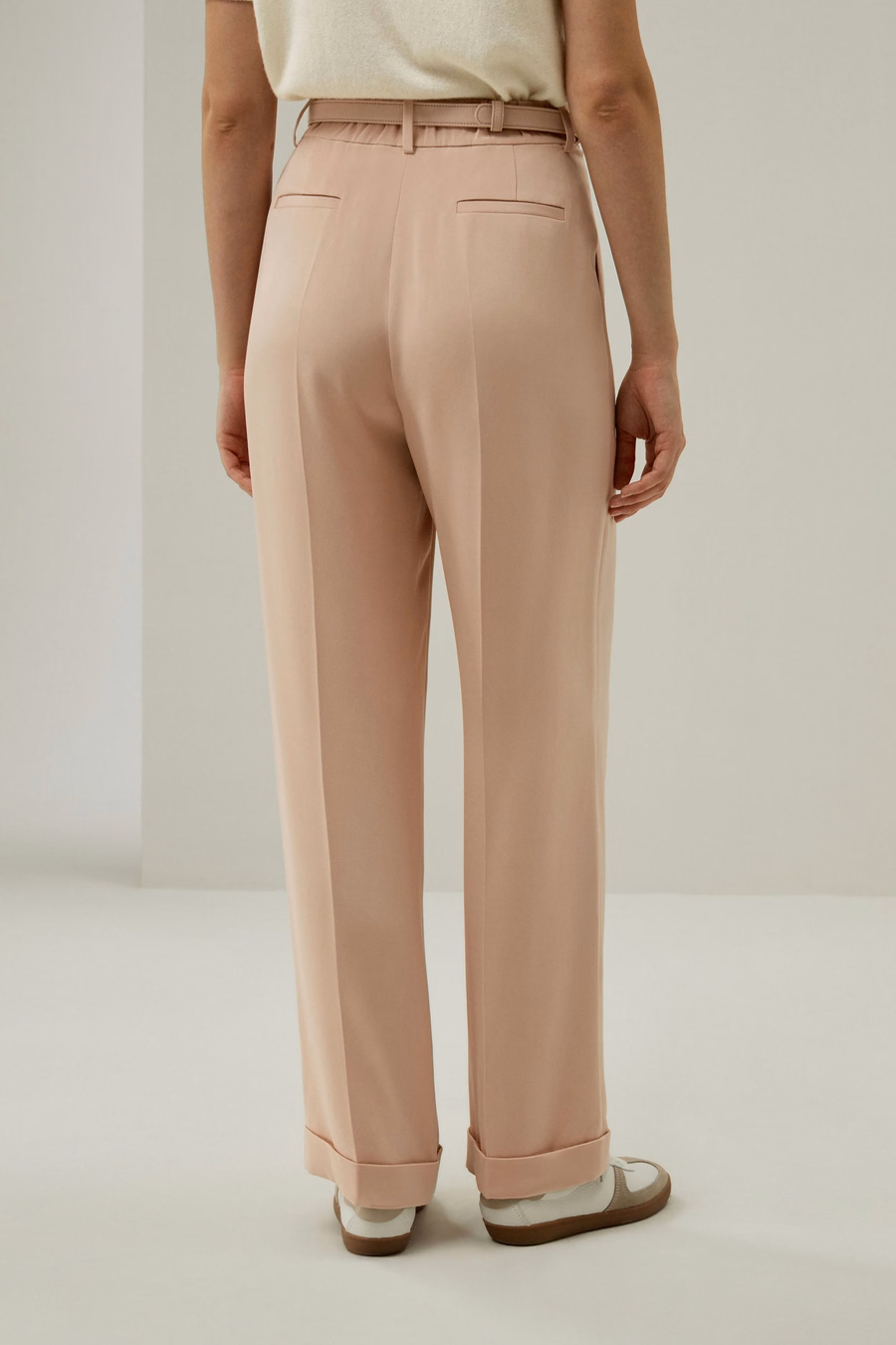 Mahagoni-Rosen-Seiden-Hosen mit geradem Bein