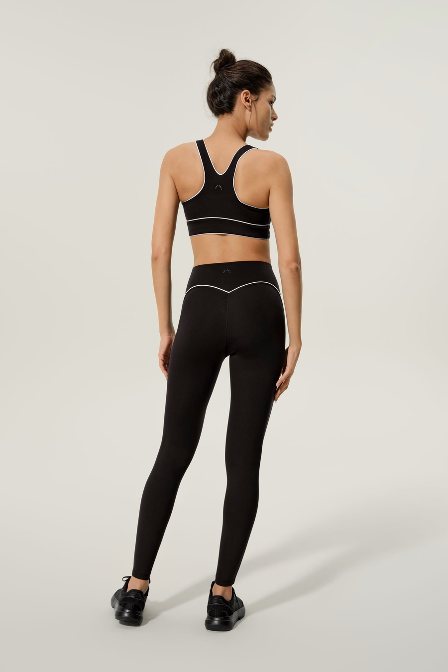 SilkContour™ Streamline Leggings